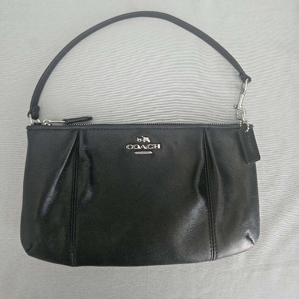Coach - Colette Zip Top Clutch
